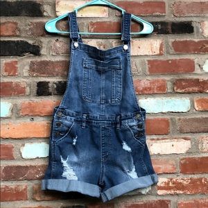 Overall shorts